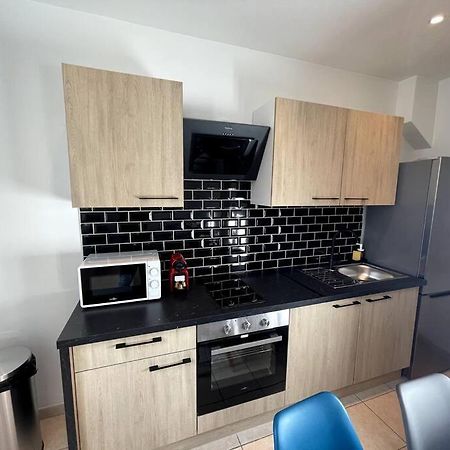 Appartement T2 Pour 3 Personnes Marseilles Exterior foto